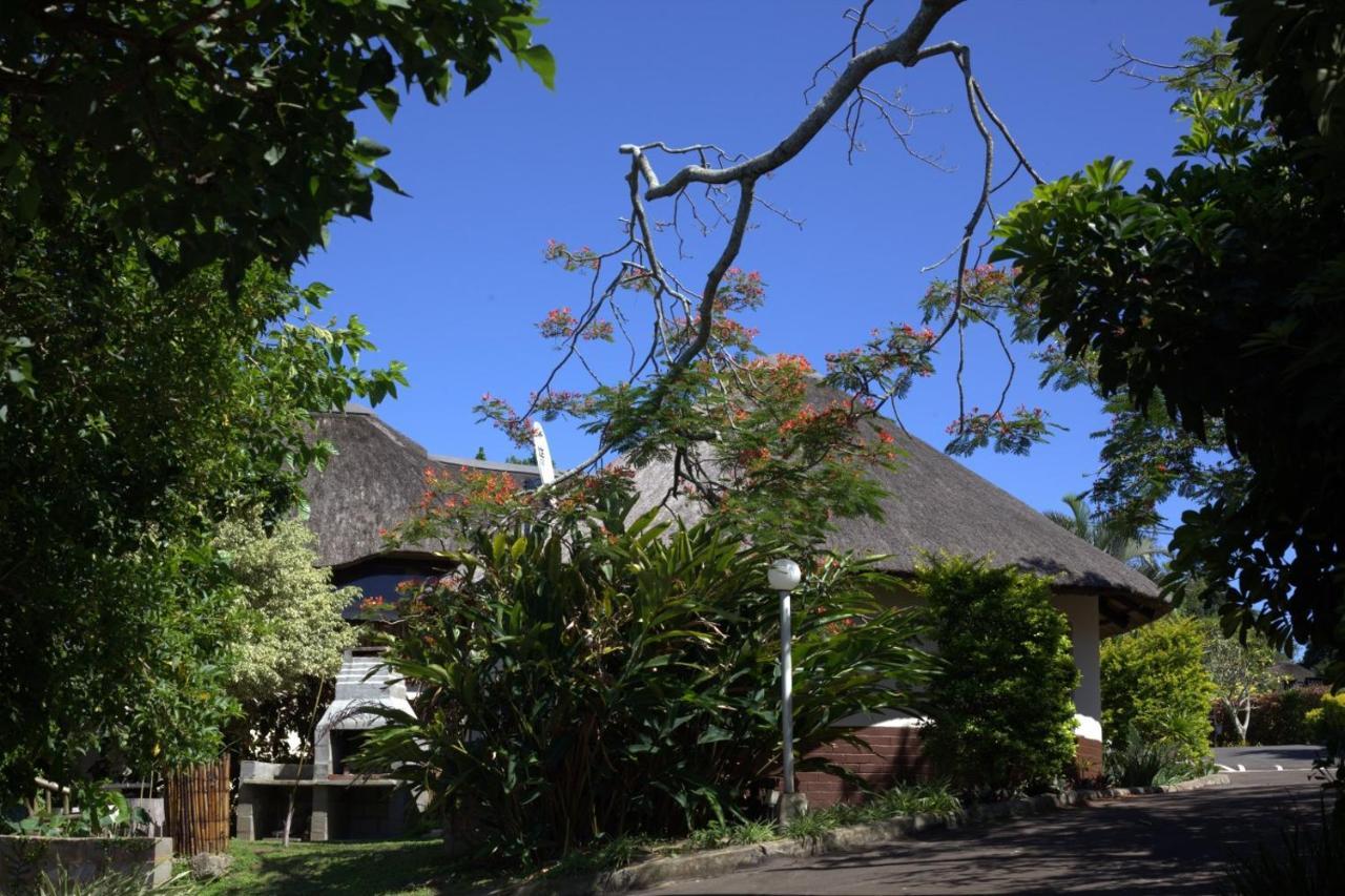 Ferienwohnung The Little Round House Umtwalumi Exterior foto